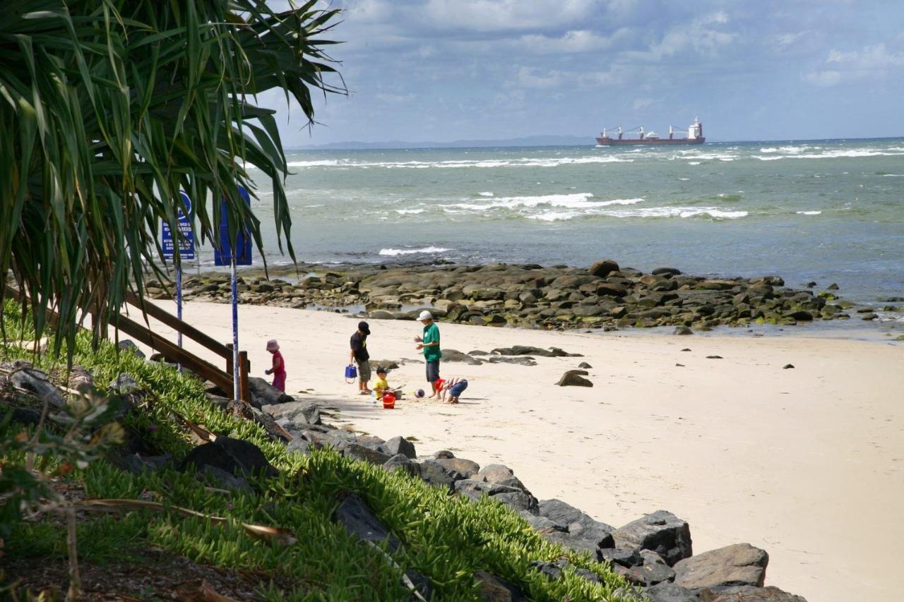 Luanda Unit 7 7A Bulcock Beach Esp Bulcock Beach Caloundra Exterior photo